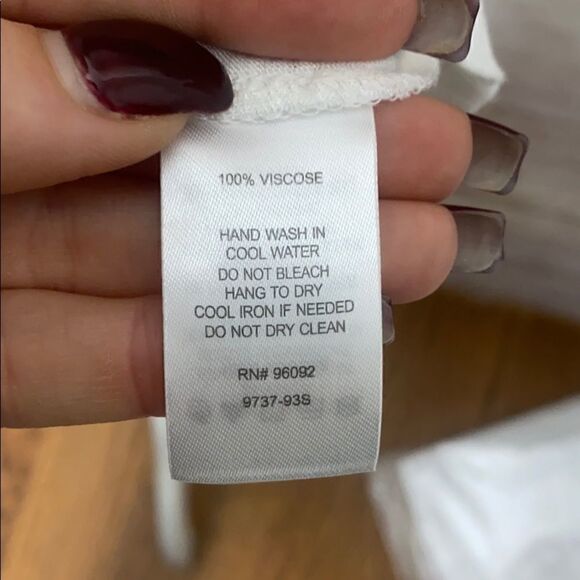 Lila Rose White High Cut Tank Top Blouse - Picture 3 of 7